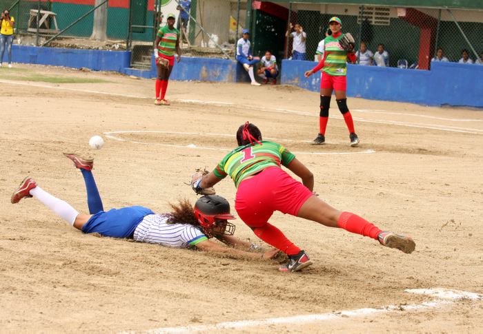 Este sábado inicia el primer Torneo de Softbol femenino de ...