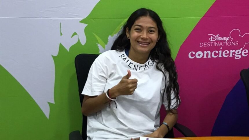 La deportista bolivarense fue contratada por el Ñusta FC, equipo del balompié femenino de Ecuador, con sede en Cuenca.