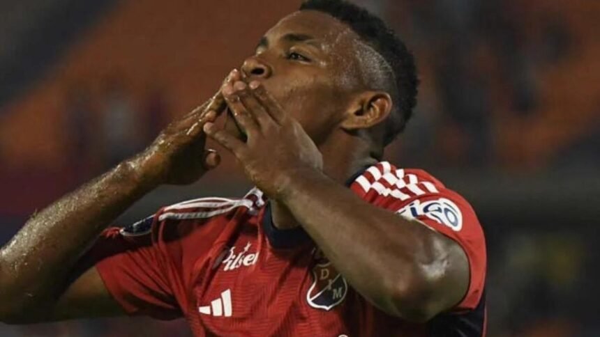 "El amuleto" marcó en la goleada 3-0 del Medellín ante Always Ready, y es uno de los cuatro máximos artilleros de la Copa Sudamericana.