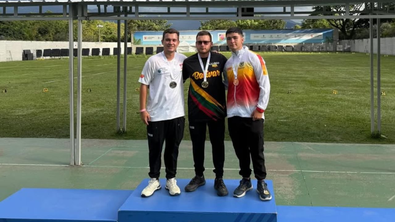 Santiago Arcila Wins Gold for Bolívar at Colombia’s National Archery Championship in Medellín