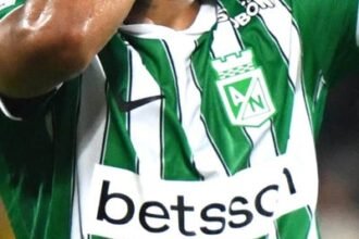Atlético Nacional confirma baja de Elkin Rivero por lesión