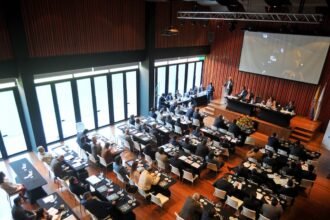 Dimayor discute la nueva distribución de derechos de televisión en el fútbol colombiano