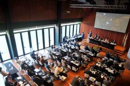 Dimayor discute la nueva distribución de derechos de televisión en el fútbol colombiano