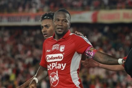 Hugo Rodallega critica influencia de agentes en jóvenes futbolistas