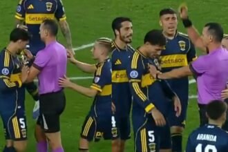 Incidente entre Wilmar Roldán y Leandro Paredes en Copa Sudamericana