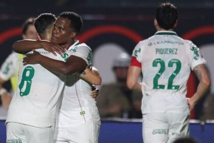 Jhon Arias lidera la goleada de Palmeiras en Brasil
