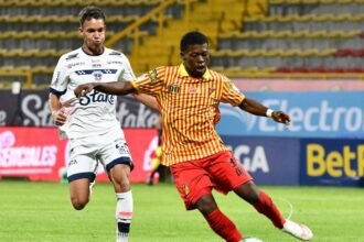 Deportivo Pereira y Fortaleza empatan en partido sin goles