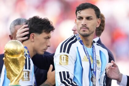 FIFA sanciona a Leandro Paredes con 10 fechas tras incidente en el Mundial