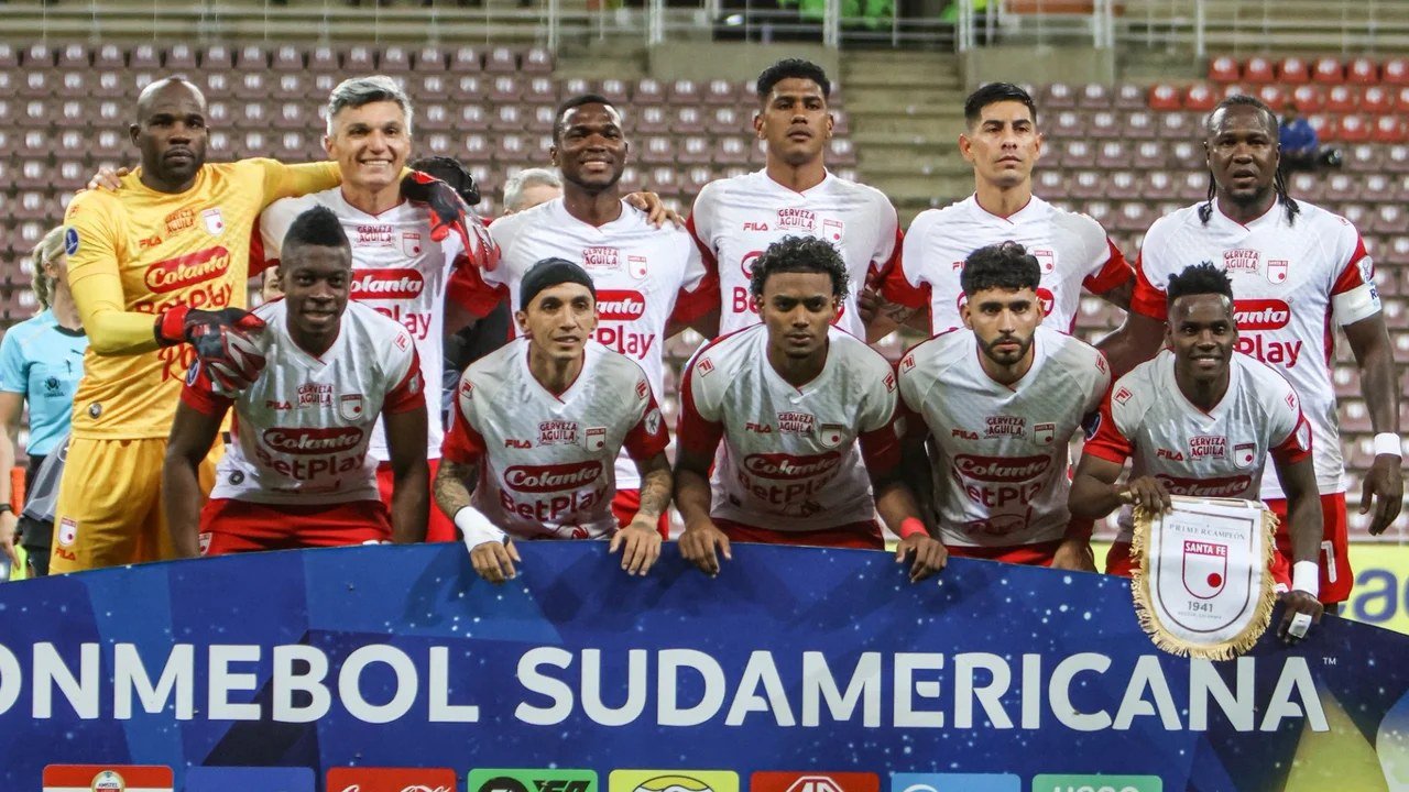Independiente Santa Fe lanza combo especial para enfrentar a River Plate