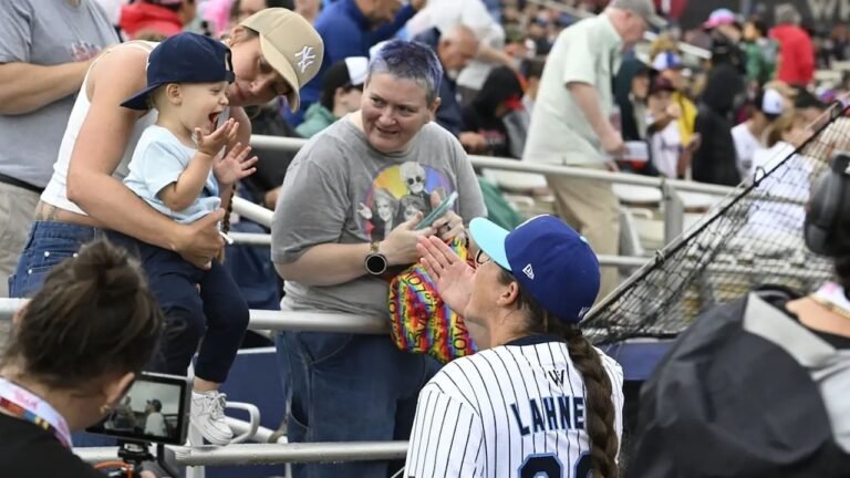Liga Profesional de Béisbol Femenino inicia en EE. UU. tras 30 años
