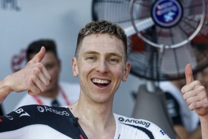 Tadej Pogacar lidera la Vuelta a España 2026 en la crono; Harold Tejada, mejor colombiano