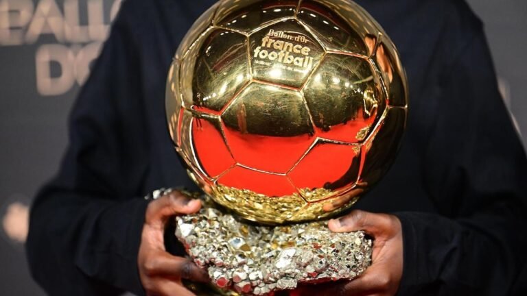 Luis Figo elige a Lionel Messi entre los favoritos para el Balón de Oro