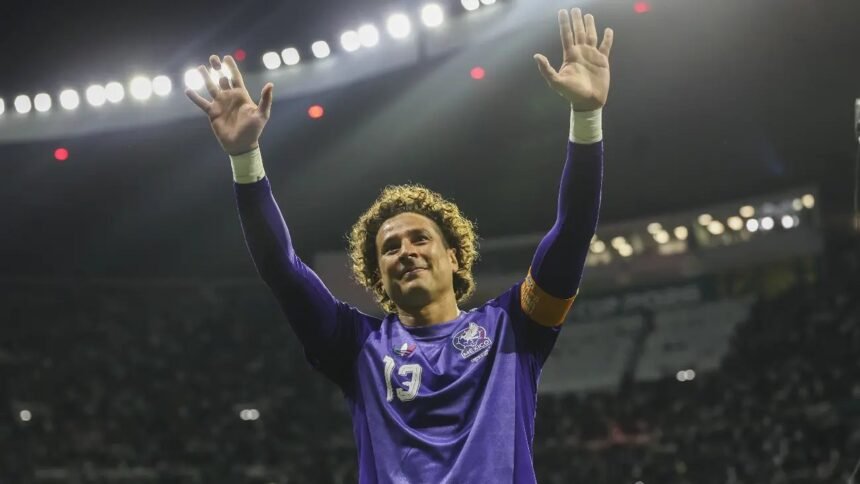 Memo Ochoa sorprendido por la decisión de jugar en el Mundial ante Chequia