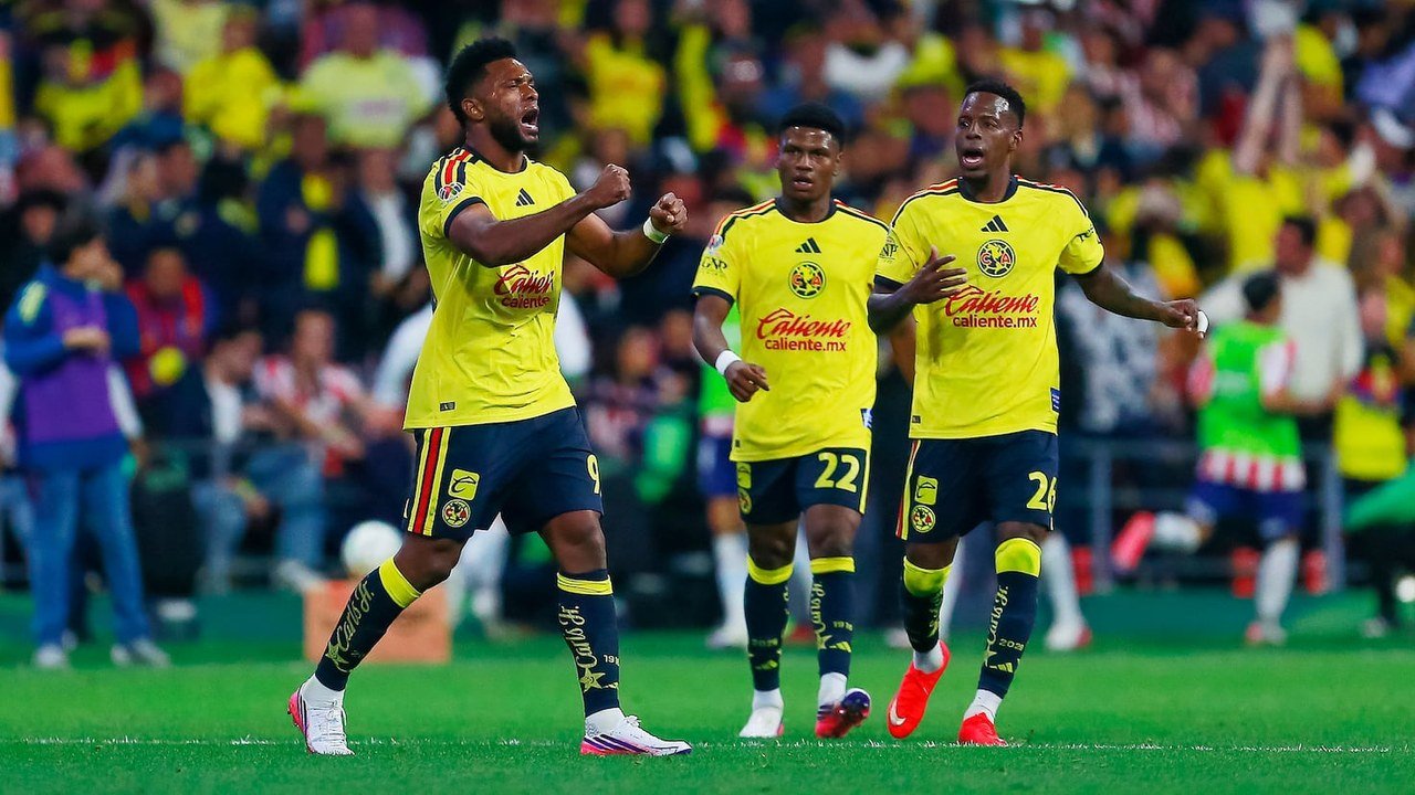 Miguel Borja brilla con doblete en el duelo América vs. Chivas