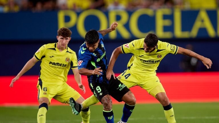 Real Betis se acerca al Real Madrid con victoria ante Villarreal