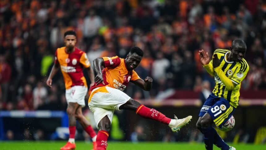 Davinson Sánchez brilla en el triunfo del Galatasaray ante Fenerbahce