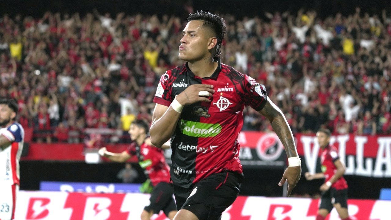 Jaime Peralta renueva contrato con Cúcuta Deportivo hasta 2028