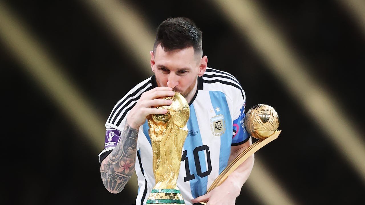 Lionel Messi compra el Eldense y se aventura en la dirección del club