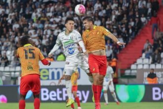 Once Caldas y Deportivo Pereira empatan 1-1 en duelo apasionante