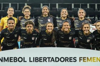 Santa Fe arranca la Libertadores Femenina con victoria agónica sobre Caracas